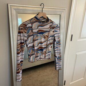 Rue21 Women's Brown Blue White Marbled Long Sleeve Cropped Top Blouse XS